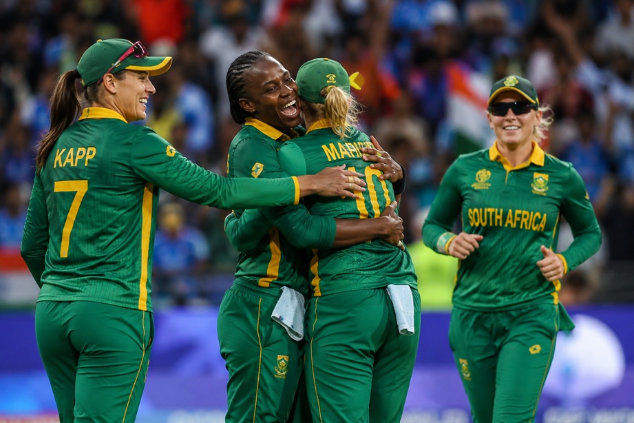 IND-W vs SA-W live score match between India Women and South Africa Women at Women's T20 World Cup 2026