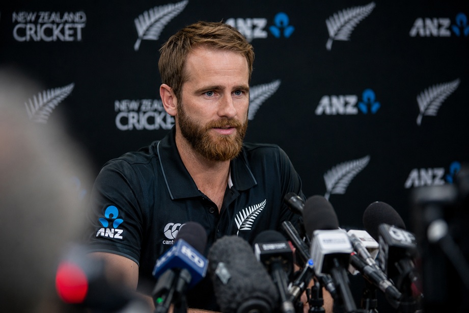 Kane Williamson Retirement News featuring Kane Williamson with the World Test Championship trophy during his farewell from international cricket