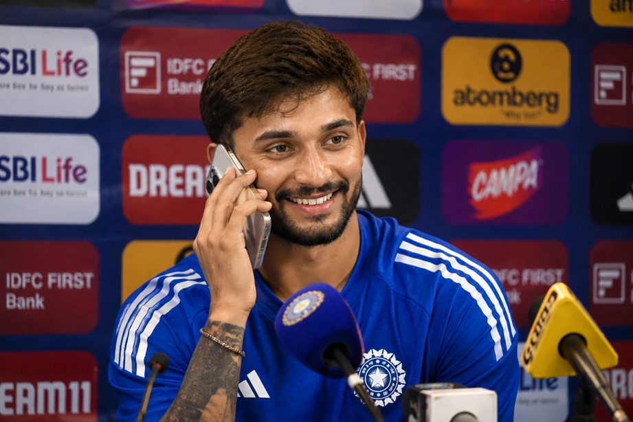 Nitish Reddy Viral Moment during press conference as he answers his mother's phone call after India's victory over Afghanistan