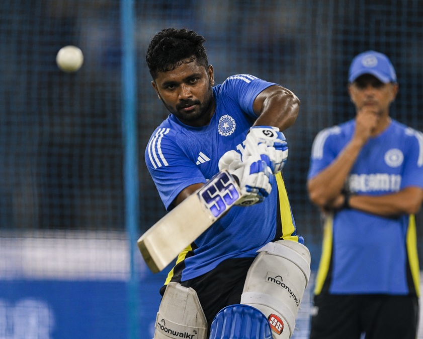 Dinesh Karthik Supports Sanju Samson while urging Vaibhav Sooryavanshi to prove himself for India's T20 team selection.