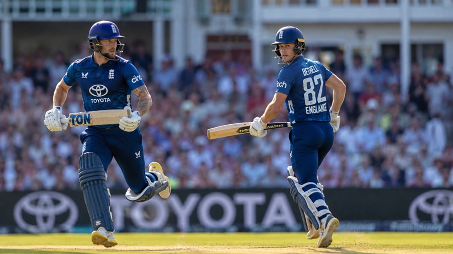 England vs India 3rd ODI Scorecard featuring Ben Duckett century and Rohit Sharma batting at Lord's