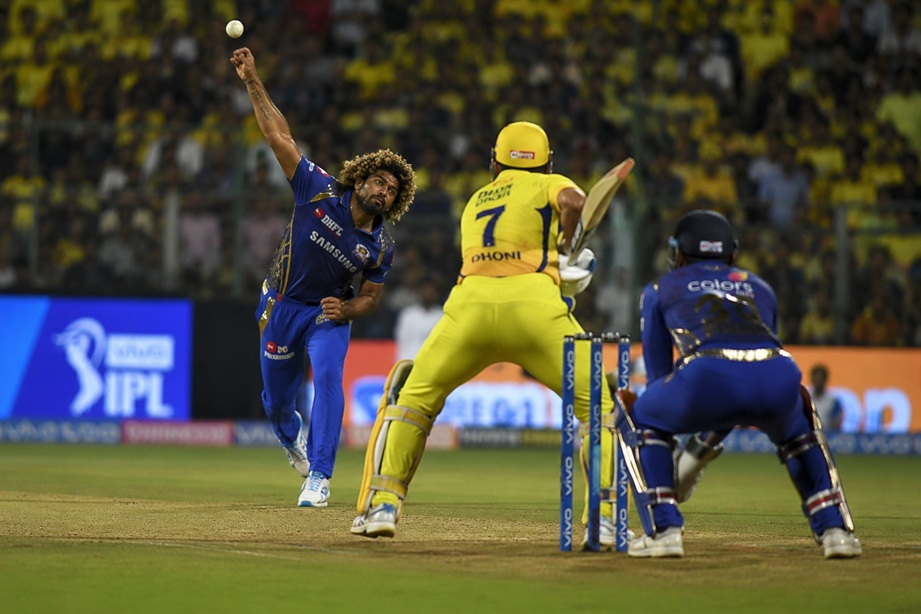 Mumbai Indians vs CSK Timeline featuring Rohit Sharma and MS Dhoni in the IPL rivalry through 2026