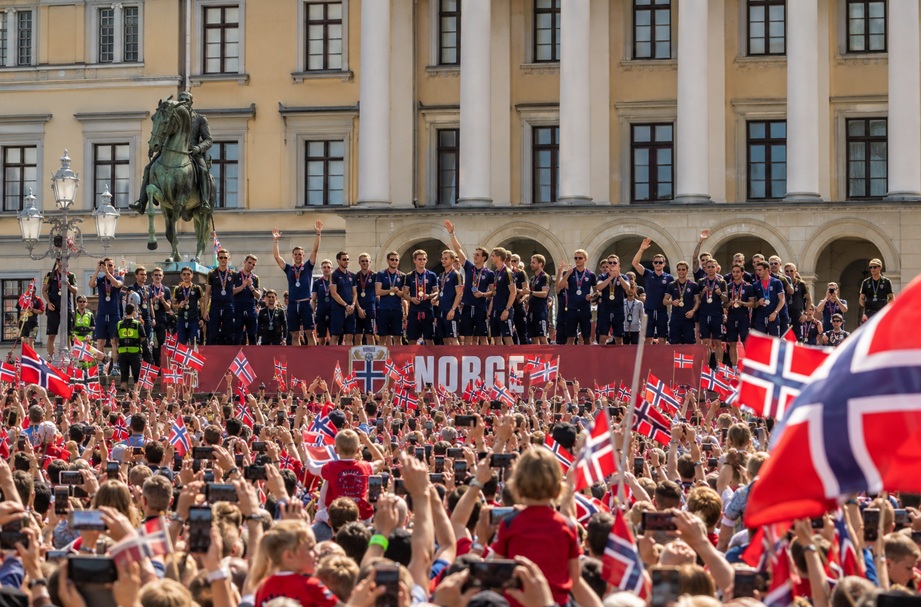 Norway World Cup Heroes celebrated by 90000 fans during the 2026 FIFA World Cup homecoming parade in Oslo