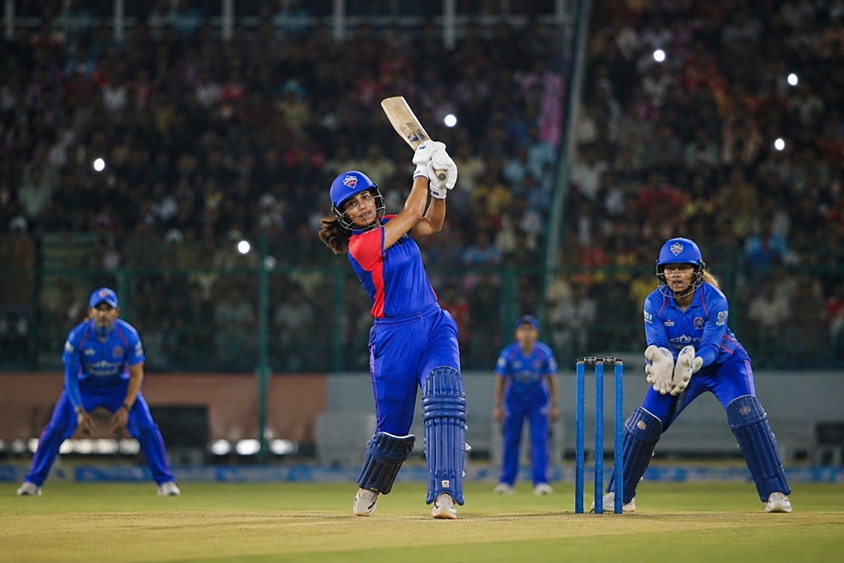 Delhi Capitals Women vs Mumbai Indians Women scorecard showing Jemimah Rodrigues batting in WPL 2026