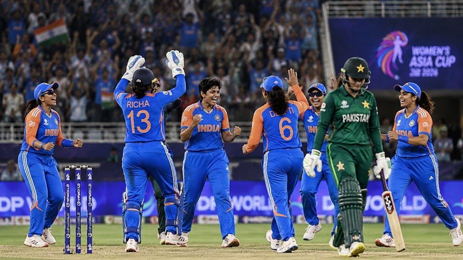 India Women Pakistan Scorecard 2026 showing India celebrating a 7-wicket victory over Pakistan Women in the Women's Asia Cup 2026