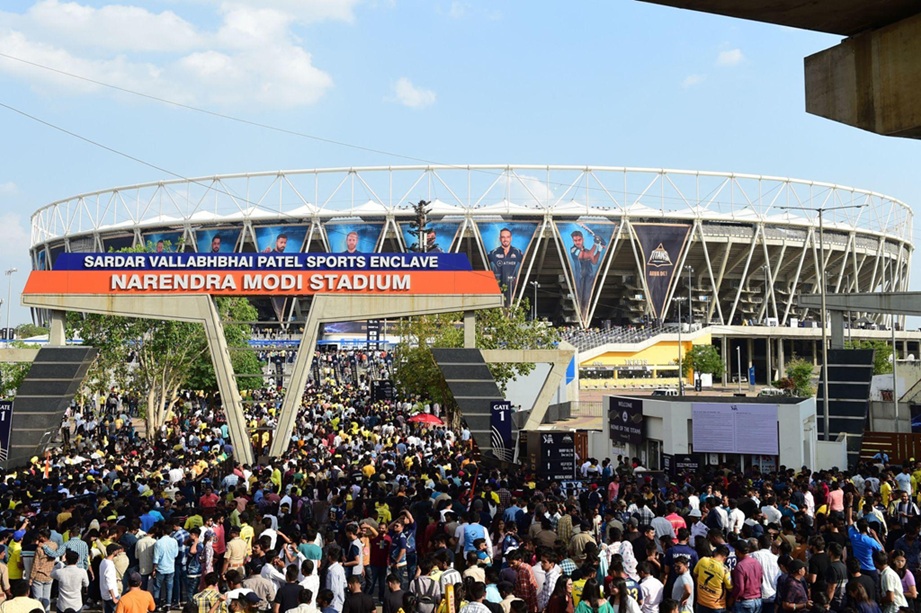 Narendra Modi Stadium IPL Final 2026 crowd atmosphere
