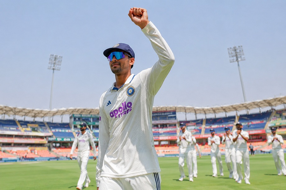 Manav Suthar Six Wickets celebration during India vs Afghanistan Test debut match