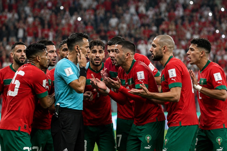 Morocco VAR Controversy before Mbappé goal during France vs Morocco 2026 FIFA World Cup quarter-final